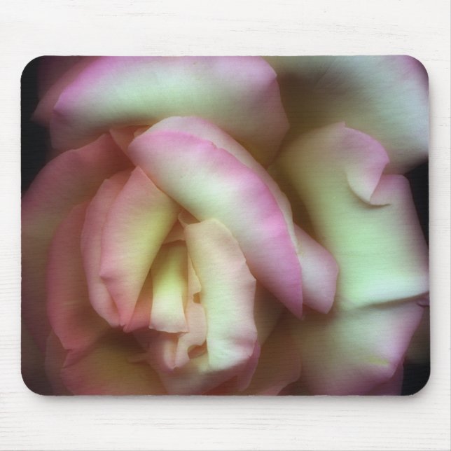 Mousepad <Love is a Rose> por Nathan Griffith (Frente)