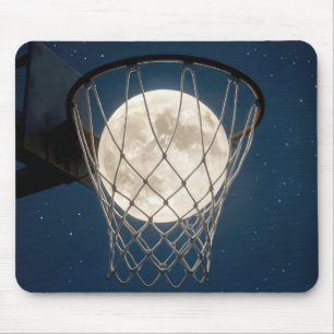 Mousepad Lua Cheia em uma Rede de Basquete
