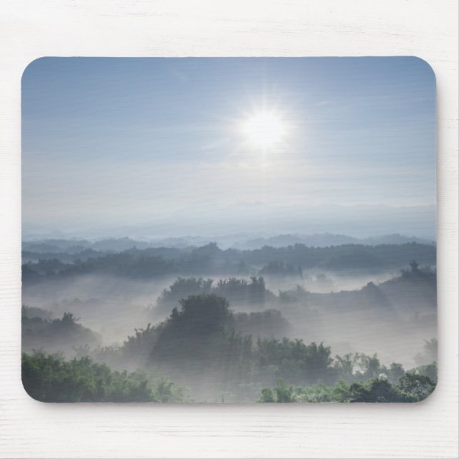 Mousepad Luz solar brilhante nas árvores de bambu | Formosa (Frente)