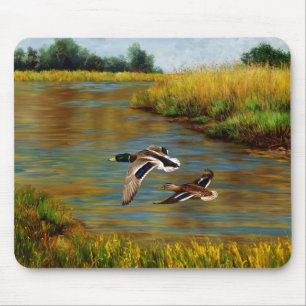 Mousepad Mallard Ducks Voando Sobre Pond