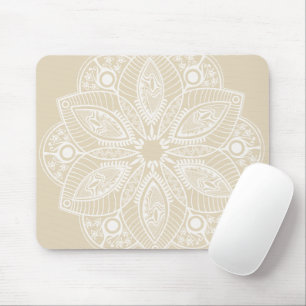 Mousepad Mandala branca exótica em fundo bege