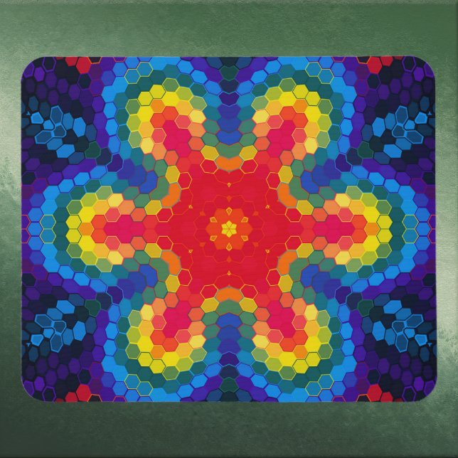 Mousepad Mandala Hexagonal Vermelho Amarelo e Azul (Red Yellow and Blue Hexagon Mandala Mouse Pad by Wormhole Orbital)