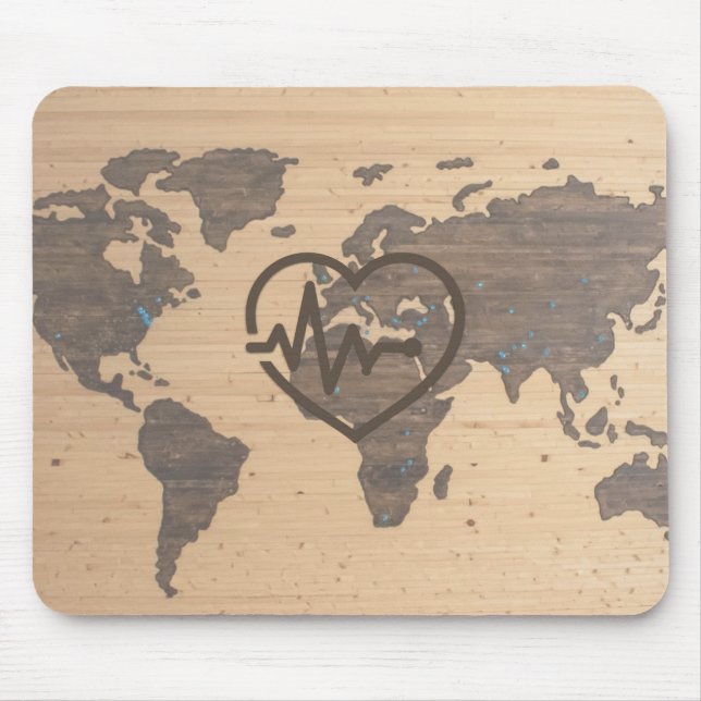 Mousepad Mapa Mundial de Corações de Madeira (Frente)