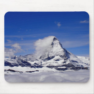 Mousepad Matterhorn em um mar da nuvem na suiça