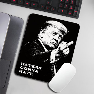 Mousepad Meme Engraçado do Dedo do Meio de Trump 2026