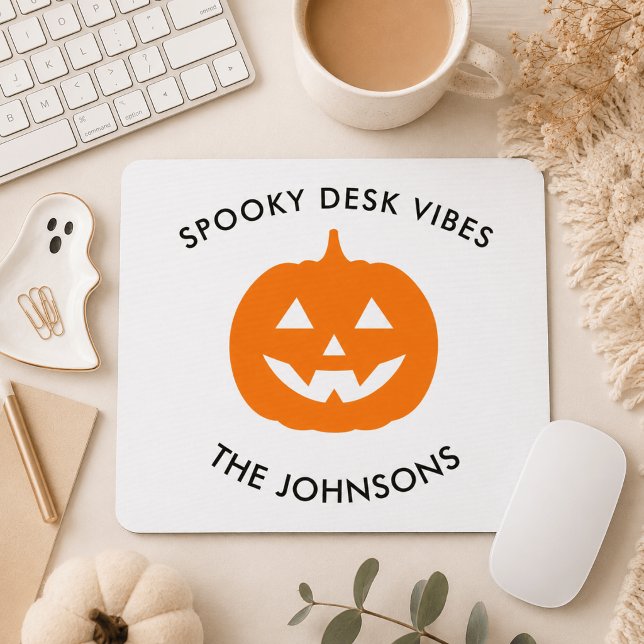 Mousepad Mesa Assombrada Minimalista – Halloween Personaliz (Criador carregado)