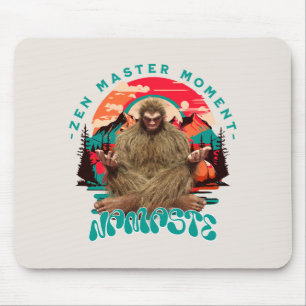 Mousepad Momento do Mestre Zen Bigfoot Arte Retro de Medita
