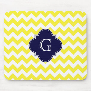 Mousepad Monograma branco amarelo de Quatrefoil dos azuis