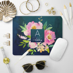 Mousepad Monograma de Buquê Floral de PINK e MARINHO<br><div class="desc">PINK BLUSH & MARINHO Floral Monograma Mouse Pad - Um presente bonito que certamente será apreciado. Este design de mouse chic apresenta um fundo de aquarela de azul e turquesa marinho maravilhosa, sobre o qual se senta um belo buquê rosa e branco de rosas de aquarelas e flores, sobreposto com...</div>