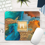 Mousepad Monograma de cor aquosa de ouro turquesa de ouro e<br><div class="desc">Um quadrado de folha de ouro esparso, falso, com um monograma de tipografia de escrita sobrepõe um rico, veado dourado, azul turquesa, e uma cor de água laranja amarela neste elegante, tenente, giro, monograma. Faz uma declaração de chic e na moda cada vez que você a usa. Um presente de...</div>