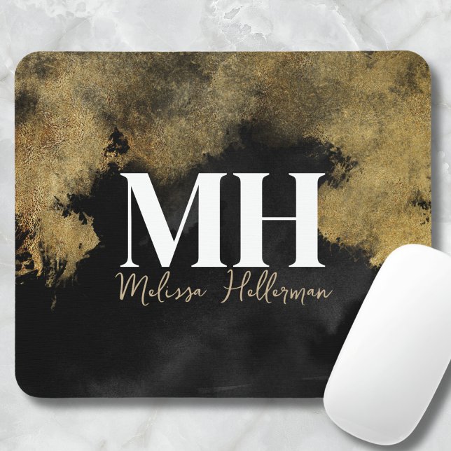Mousepad Monograma de Nome de Script Dourado Preto (Black Gold Script Name Monogram Mouse Pad)