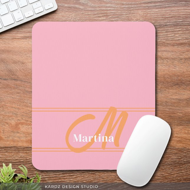 Mousepad Monograma Moderno Cor-de-Rosa Laranja Inicial (Personalize with name and inital.)