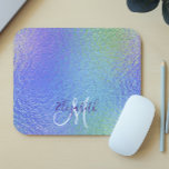 Mousepad Monograma Personalizado Bonito Iridescente<br><div class="desc">Este design não contém glitter ou sequências reais. Pode ser personalizado na área fornecida pela alteração da foto e/ou do texto. Ou pode ser personalizado clicando em Personalizar este Modelo e, em seguida, escolhendo o clique para personalizar mais a opção e excluir ou alterar a cor do plano de fundo,...</div>