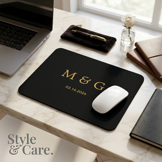 Mousepad Monograma Personalizado e Data com Estilo Personal (Custom Monogram and Date Personalized Stylish Mouse Pad)