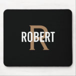 Mousepad Monograma preto moderno, homem, dr.<br><div class="desc">Design moderno com fundo preto,  um monograma de ouro moderno com nome branco. Personalize com seu nome e inicial.</div>
