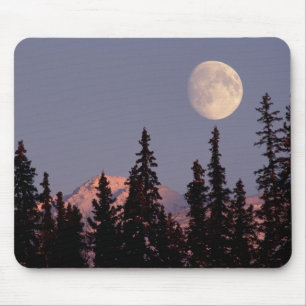 Mousepad Moonrise no início do inverno Anchorage, Alasca