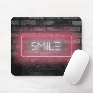Mousepad Mouse com Sinal de Neon Rosa SMILE