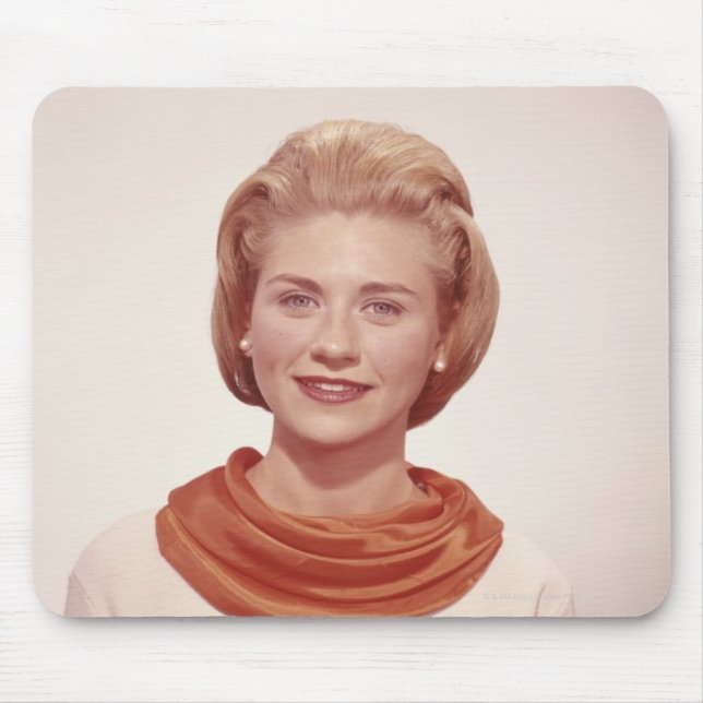 Mousepad Mulher que veste o lenço (Frente)