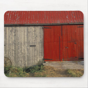 Mousepad NA, Canadá, New Brunswick, Shepody. Celeiro vermel