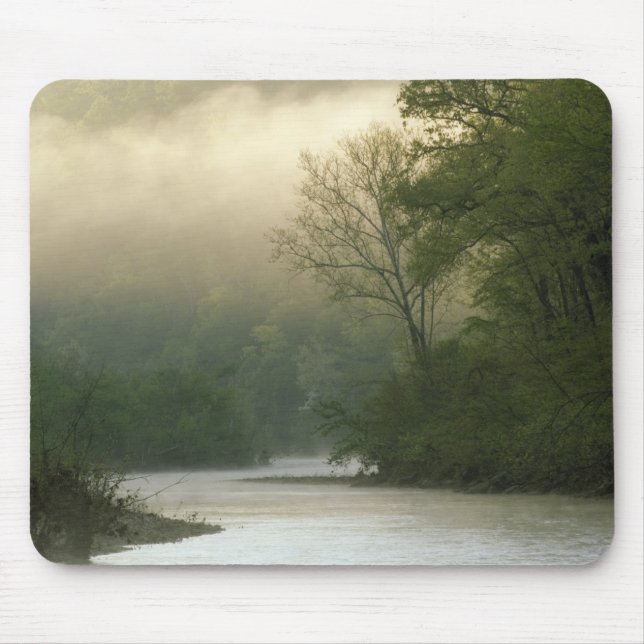Mousepad Nascer do sol através da névoa visto de Red Bluff, (Frente)
