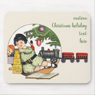 Mousepad Natal Antigo, Menino Feliz Brincando com Brinquedo