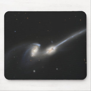 Mousepad NGC 4676, igualmente conhecido como as galáxias