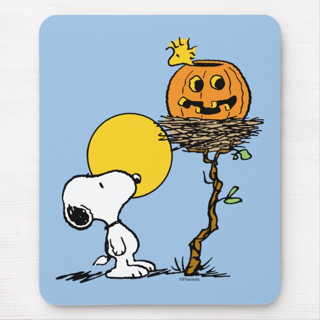 Mousepad Ninho de Snoopy & Woodstock com Jack O' Lanterna (Frente)