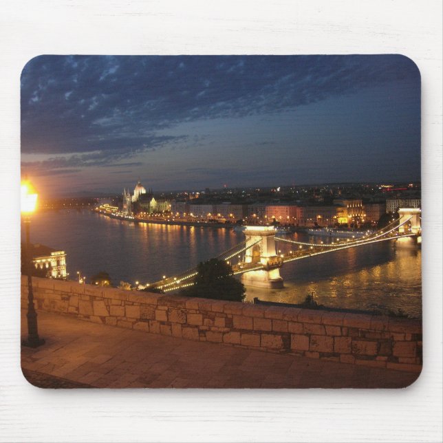 Mousepad Noite Enchanted em Budapest (Frente)