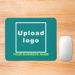 Mousepad Nome e logotipo da empresa no teclado verde do mou<br><div class="desc">Mouse pad que você pode personalizar para colocar seu nome de empresa e logotipo. Pad personalizável do mouse que você pode usar para criar reconhecimento de nome de marca. Para os proprietários comerciais de computadores e outras empresas relacionadas a eletrônicos, você também pode incluir isso em seus produtos de promocional,...</div>