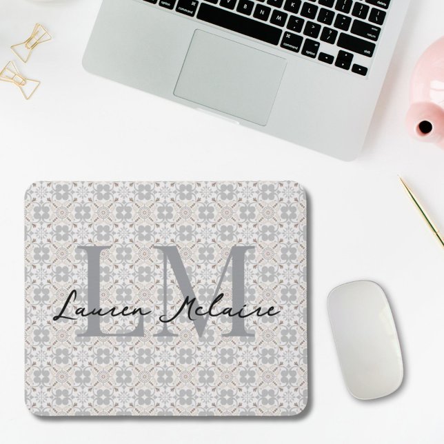 Mousepad Nome em Letra de Monograma de Azulejo Espanhol Ele (mousepad with elegant spanish tile design and custom monogram and script name personalization)