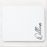 Mousepad Nome Personalizado de Script Moderno<br><div class="desc">Presentes de Nome Personalizado Minimalista Moderno Este design apresenta um nome personalizado em caracteres pretos de script de escrita manual moderna em fundo branco. Perfeito como presentes de férias para ele,  presentes de dia de os pais e presentes para qualquer ocasião especial.</div>