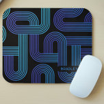 Mousepad Nome Personalizado Geométrico Abstrato Azul Roxo M<br><div class="desc">O moderno Abstrato Azul Roxo, ,  Mouses pads de nomes personalizados,  apresenta um padrão geométrico abstrato em azul e roxo com o seu nome personalizado na base. Presente perfeito para ele ou para ela no Natal,  aniversário,  aniversário,  Dia de os pais e muito mais. Elaborado por ©Evco Studio www.zazzle.com/store/evcostudio</div>