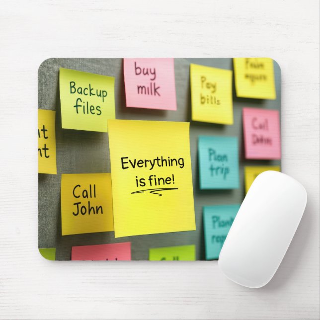 Mousepad Note Reminders On Office Cubicle Wall (Com mouse)