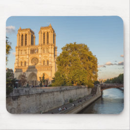 Mousepad Notre Dame de Paris em Ouro Hour - Paris, França