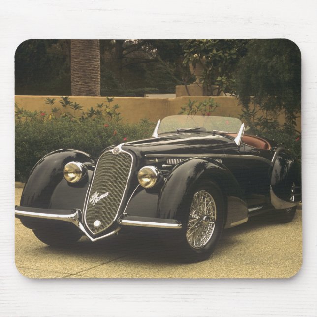Mousepad O Alfa Romeo 8C 2900B é muito raro e muito (Frente)