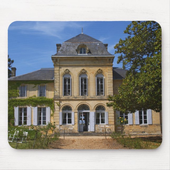 Mousepad O edifício principal do castelo, renovado por (Frente)