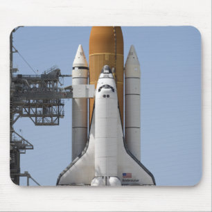 Mousepad O esforço do vaivém espacial senta pronto