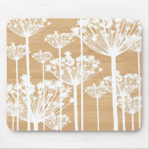 Mousepad O fundo de madeira floresce o chique floral