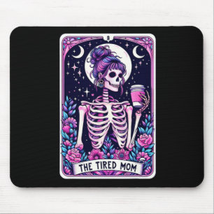 Mousepad O Skeleton do Cartão Tarot da Mãe Cansado