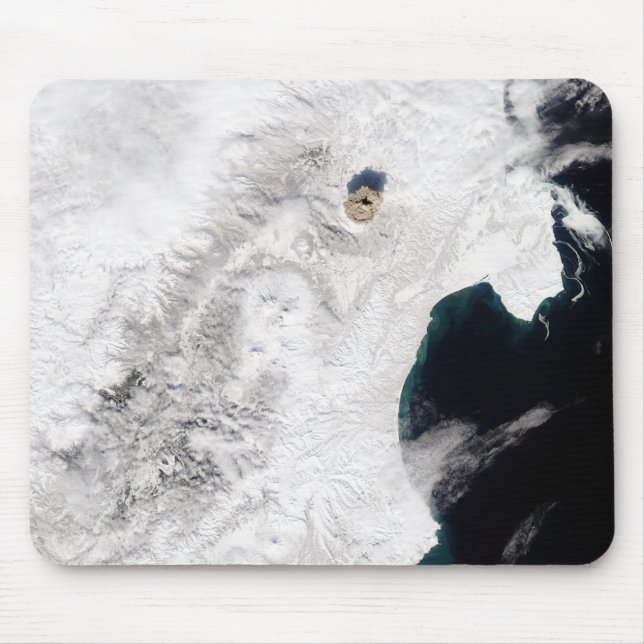 Mousepad O vulcão Shiveluch no Krai de Kamchatka, Rússia (Frente)