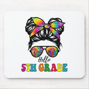 Mousepad Olá Menina de 5º ano Camisa Tie Dye Cabelo Desgren