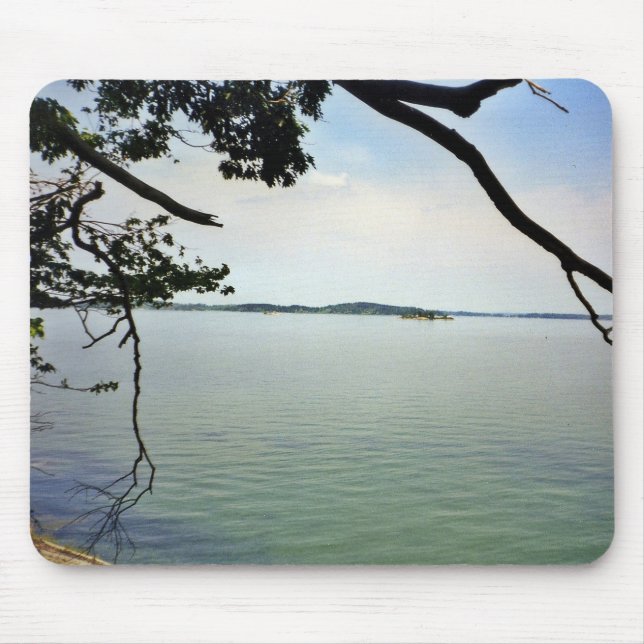 Mousepad Olhando o rio criado em um (Frente)