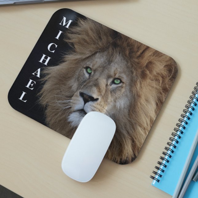Mousepad Olhos Verdes de Foto de Leão Selvagem Personalizad (Criador carregado)