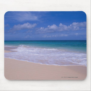 Mousepad Ondas de oceano que espumam no Sandy Beach