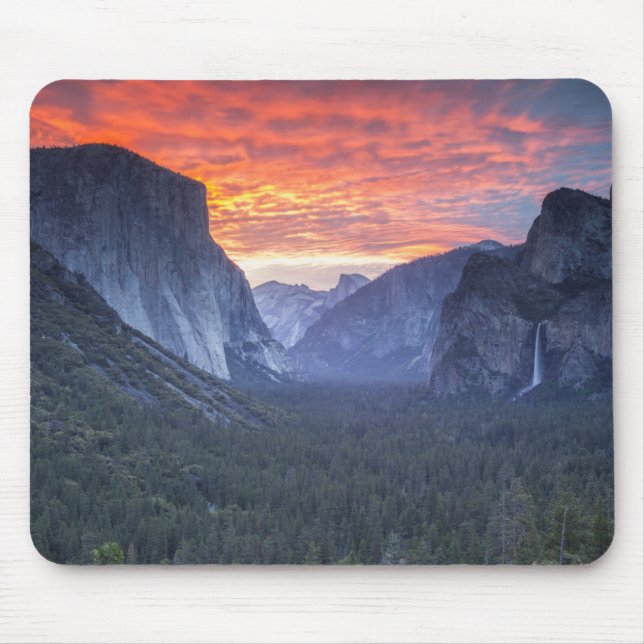 Mousepad Opinião do túnel de Yosemite (Frente)