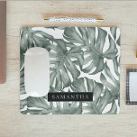 Mousepad Padrão de Folhas de Oásis Moderna de Aquarela Trop<br><div class="desc">Apresentando nossa coleção de padrões de Oasis Moderno de Aquarela Tropical, agora disponível no Zazzle! Mergulhe na beleza vibrante da natureza com esses produtos deslumbrantes apresentando uma reviravolta contemporânea na folhagem tropical.Escolha entre uma grande variedade de produtos para se adequar às suas necessidades e estilo pessoal. Quer você esteja procurando...</div>