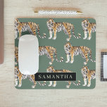 Mousepad Padrão De Tigres De Aquarela Verde Tropical Com No<br><div class="desc">"Incêndio na elegância selvagem da natureza com nosso Padrão de Tigres Tropicais de Aquarela Verde. Cada item com esse design captivador encapsula o espírito vibrante da selva, misturando-se verde-luxuosa com a presença majestosa de tigres. Seja enfeitando sua essência diária ou aprimorando sua decoração doméstica, nossa coleção oferece uma fusão harmoniosa...</div>