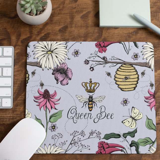 Mousepad Padrão Floral da Coroa Real das Abelhas Roxas-Lige (Lavender Queen Bee Royal Crown Floral Pattern with Queen Bee, Crown, Exotic flowers, bees, beehive)
