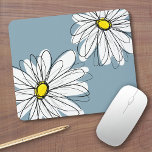 Mousepad Padrão Floral Whimsical em azul-cinza amarelo<br><div class="desc">Um design divertido para mulheres e adolescentes.</div>