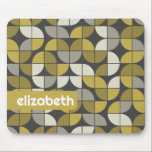 Mousepad Padrão Trendy MCM Half Moon com bloco dourado<br><div class="desc">Um design gráfico ousado com tons coloridos de preto e ouro com um bloco de cores divertidas para adicionar seu nome ou qualquer texto. O padrão de meio século é um padrão de tendência com socos de cor. Você pode adicionar um nome, um monograma ou outro texto personalizado. Se você...</div>